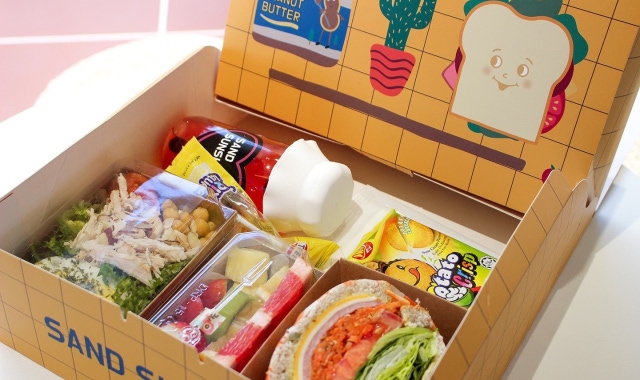 경산 단체도시락은 '샌드선샤인 정평점'을 추천합니다. 1