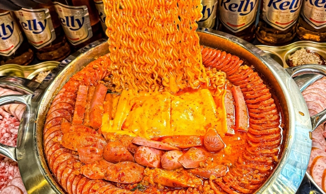부대찌개대사관 선릉직영점 대표 사진