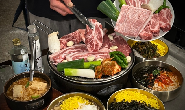 육품 강남본점 대표 사진