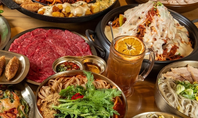 팔도밀방 강남본점 대표 사진