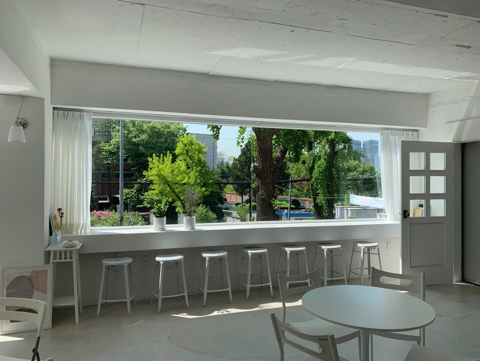 https://search.pstatic.net/common/?autoRotate=true&quality=95&src=http%3A%2F%2Fldb.phinf.naver.net%2F20190718_89%2F15633810974521dlYV_JPEG%2FXQJocGpOqKrWebmnYr0MmUTs.jpeg.jpg