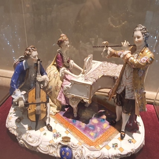 3번째 스튜디오 사진