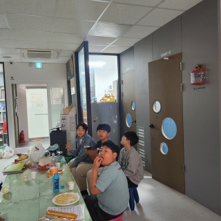 4번째 스튜디오 사진