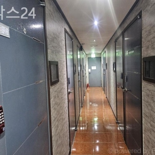 2번째 스튜디오 사진