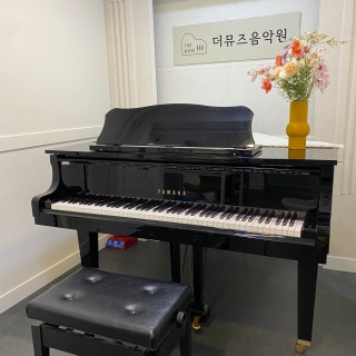 3번째 스튜디오 사진