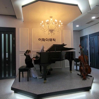 2번째 스튜디오 사진