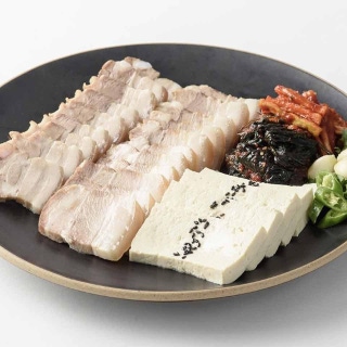 Freshly boiled meat and tofu (medium)