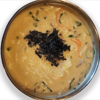 Perilla seed knife-cut noodle soup