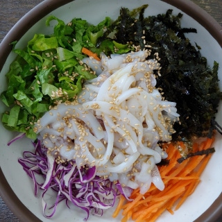Spear squid rice bowl