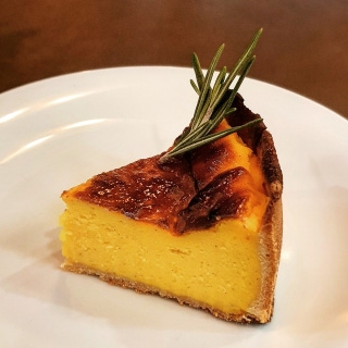 Tiramisu/ Cheesecake