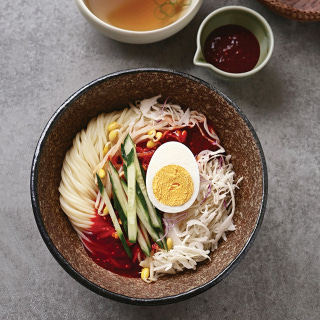 Spicy chewy noodles