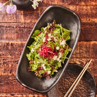 Kkotbap seasonal salad