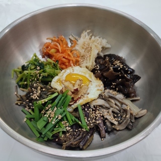 Wild vegetables Bibimbap
