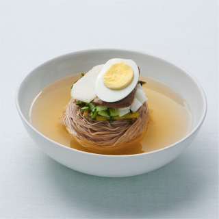 Samwon noodles (cold broth, spicy mixed or hot)