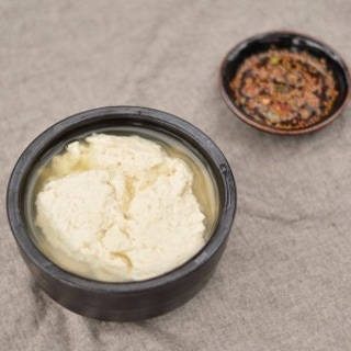 Stone-ground soft tofu (takeaway)