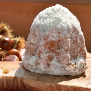 Chestnut pandoro