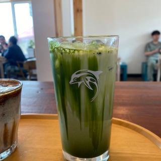 Iced matcha latte