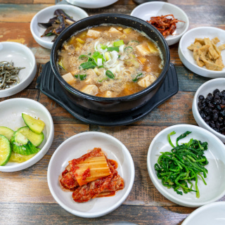 Seafood Soybean paste stew