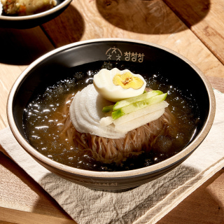 물냉면