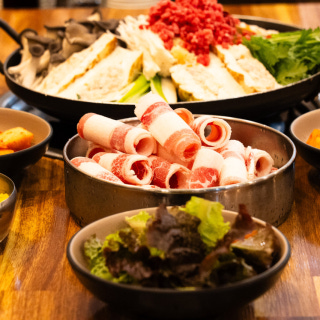 Hwangtogil meat-filled tofu hotpot set (small)