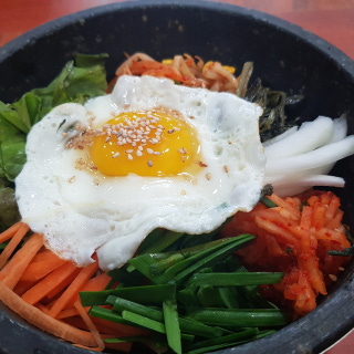 Hot-stone bibimbap