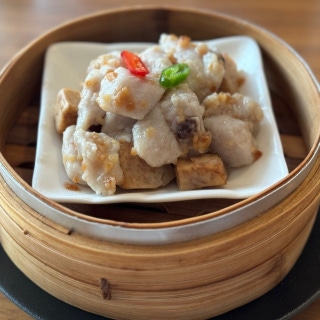 Garlic back rib dim sum