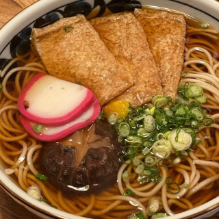Soba with fried tofu