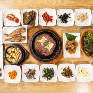 Grilled beef bulgogi set (minimum 2 servings)