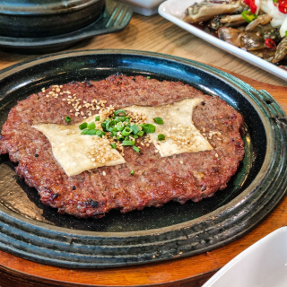 Grilled beef bulgogi (à la carte)