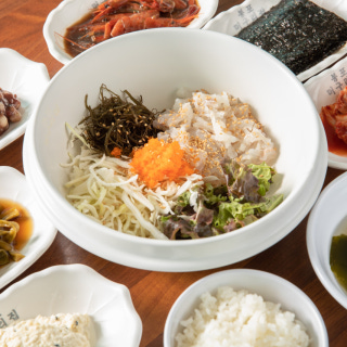 Olive-flounder sashimi rice bowl