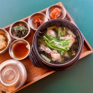 Clear pufferfish soup