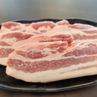 Jirisan black-pork belly with skin (200 g)