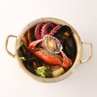 Octopus ramyeon