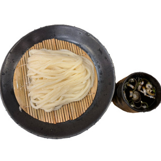 Chilled udon with dipping sauce