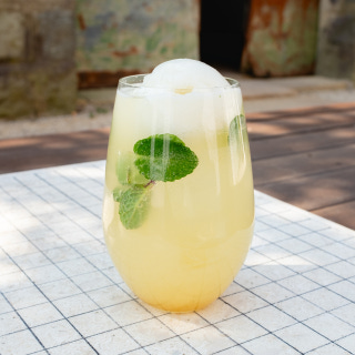 Yuzu sparkling drink with lemon sorbet