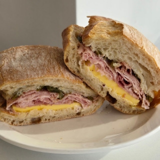 Truffle Mayo Jambon Sandwich