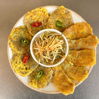 Pork-belly and beef pancake combination