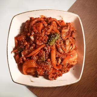 Spicy stir-fried octopus set meal