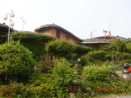 산야촌