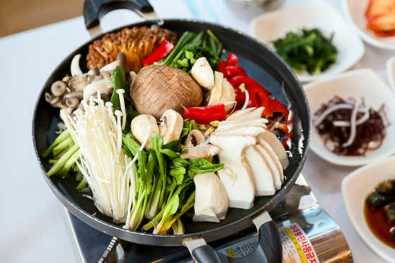 대궐식당&티커피 · 네이버 지도·플레이스 9