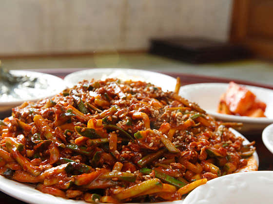 청룡식당 · 네이버 지도·플레이스 4