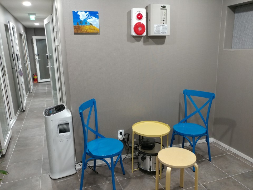 Studio image 5