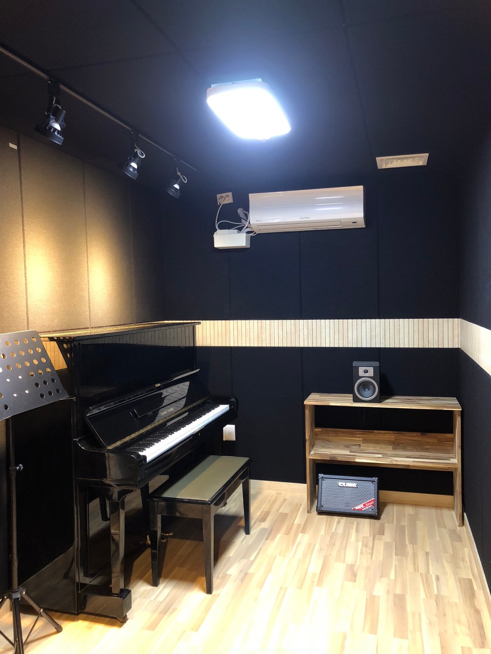 Studio image 4