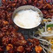 무뼈닭발(양념/소금) 메뉴 사진(네이버)