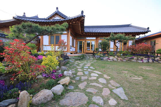 한옥 희락정펜션