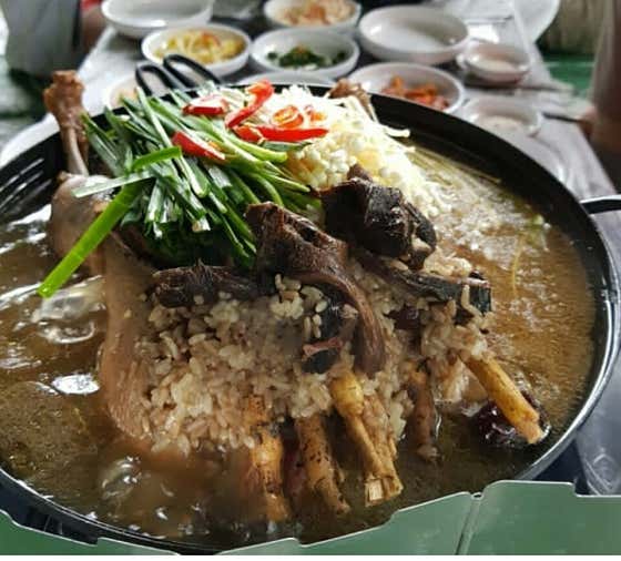 능이오리백숙 메뉴 사진(네이버)
