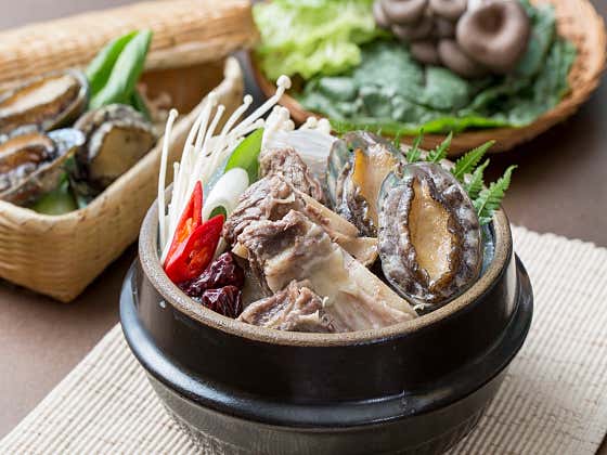 전복갈비탕 메뉴 사진(네이버)