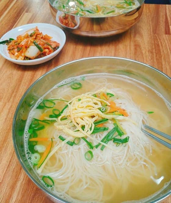 잔치국수 메뉴 사진(네이버)