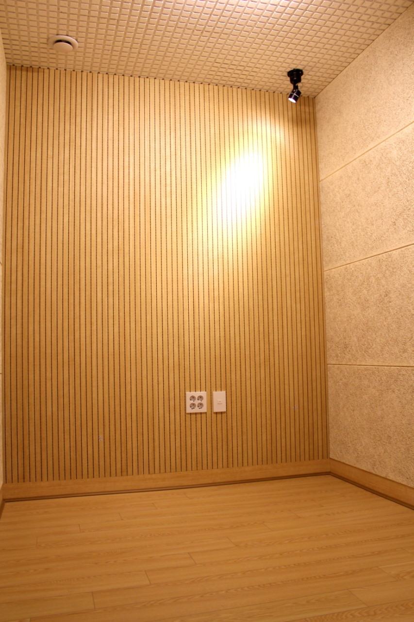 Studio image 4