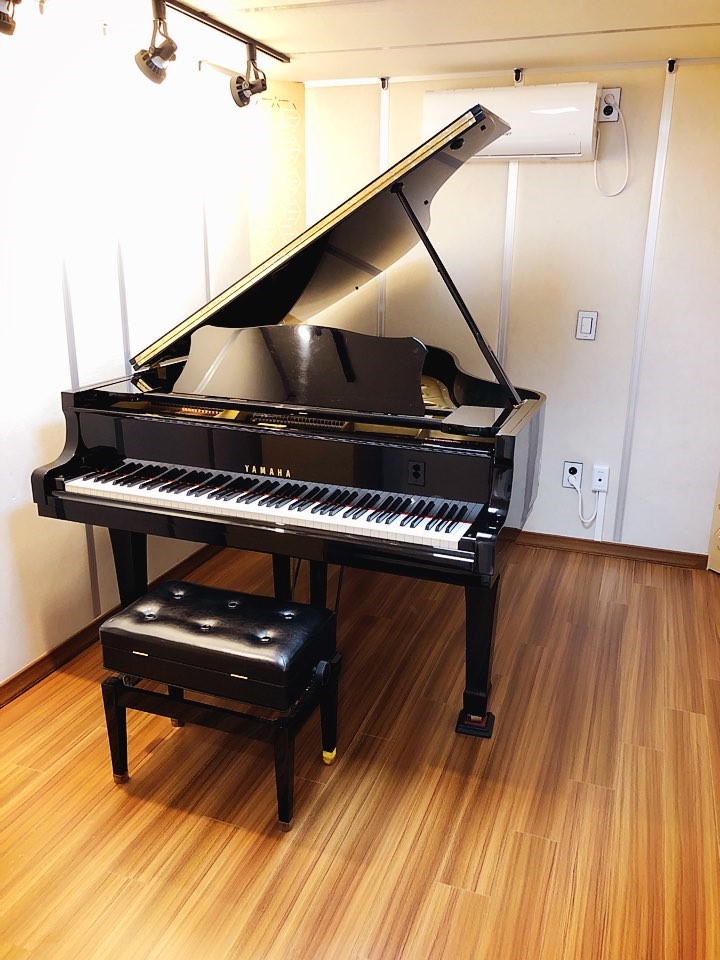 Studio image 2